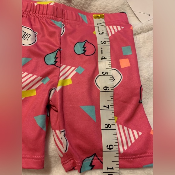 Girls size 4 two piece shirt set. LOL SURPRISE brand. Says TOTAL Q.T. On front - Picture 16 of 17